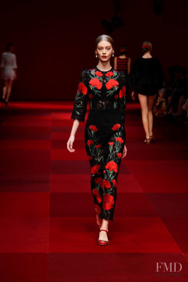 Ondria Hardin featured in  the Dolce & Gabbana fashion show for Spring/Summer 2015