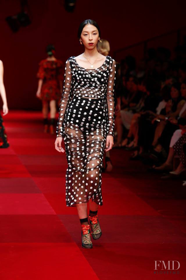Issa Lish featured in  the Dolce & Gabbana fashion show for Spring/Summer 2015