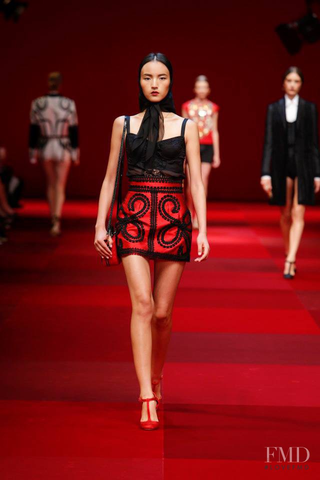 Luping Wang featured in  the Dolce & Gabbana fashion show for Spring/Summer 2015