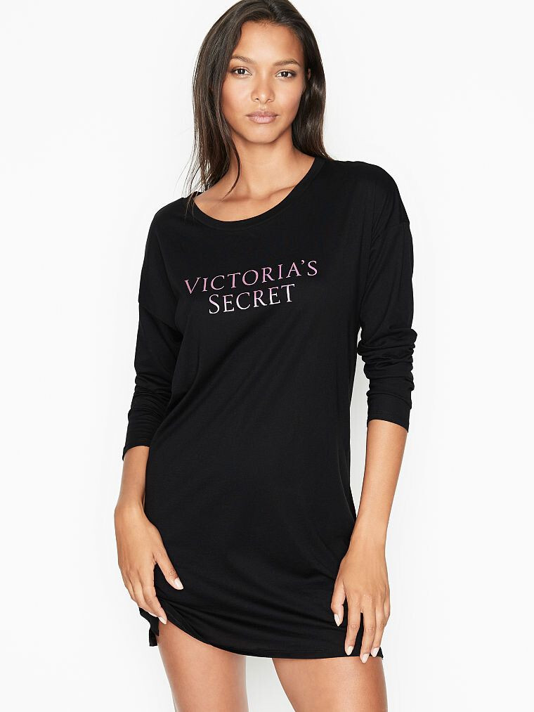 Lais Ribeiro featured in  the Victoria\'s Secret catalogue for Autumn/Winter 2020