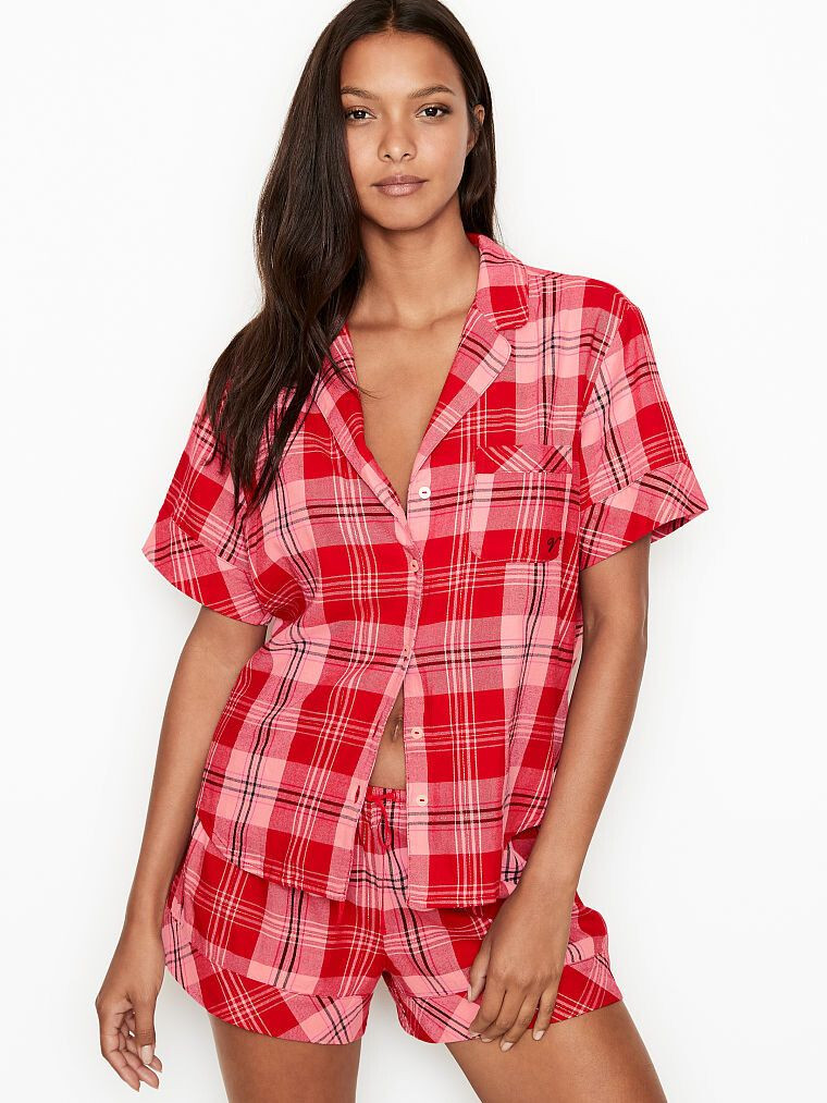 Lais Ribeiro featured in  the Victoria\'s Secret catalogue for Autumn/Winter 2020