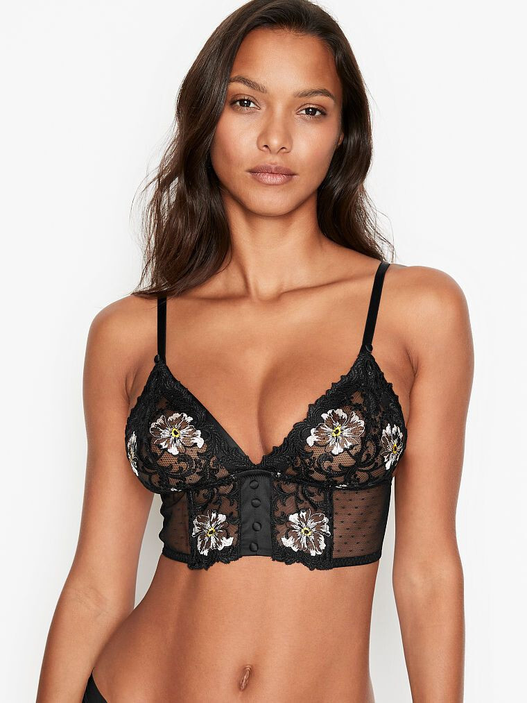 Lais Ribeiro featured in  the Victoria\'s Secret catalogue for Autumn/Winter 2020