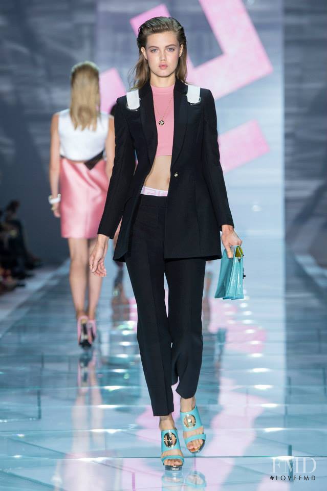 Lindsey Wixson featured in  the Versace fashion show for Spring/Summer 2015