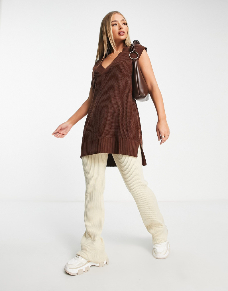 Amber Jepson featured in  the ASOS catalogue for Spring/Summer 2023