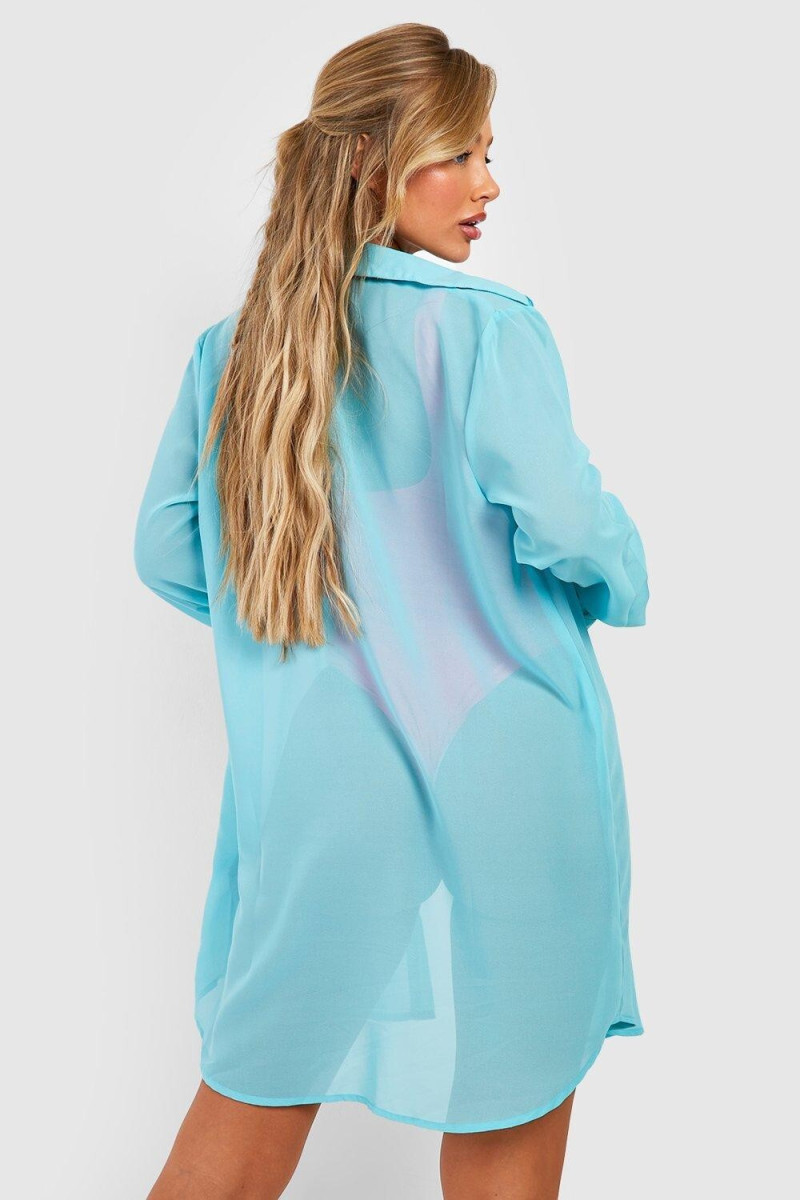 Amber Jepson featured in  the Boohoo catalogue for Spring/Summer 2023