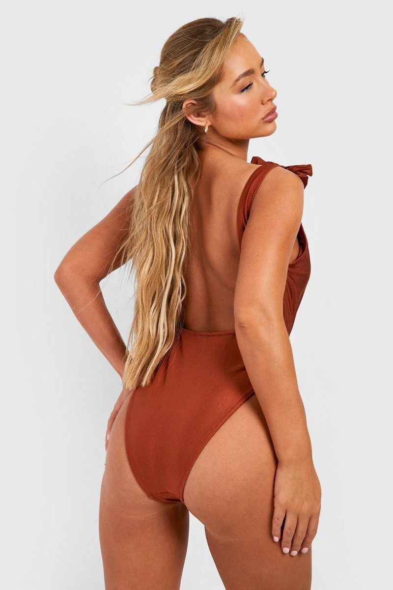 Amber Jepson featured in  the Boohoo catalogue for Spring/Summer 2023