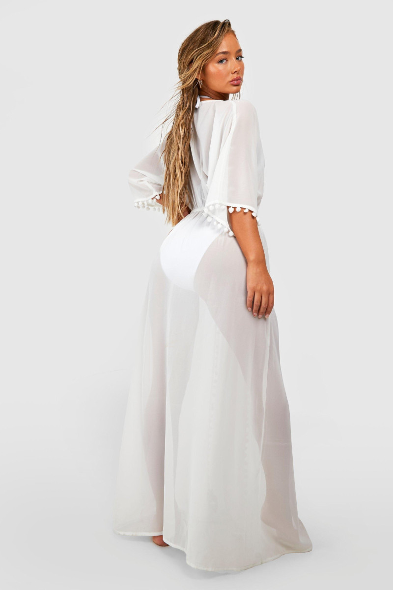 Amber Jepson featured in  the Boohoo catalogue for Spring/Summer 2023