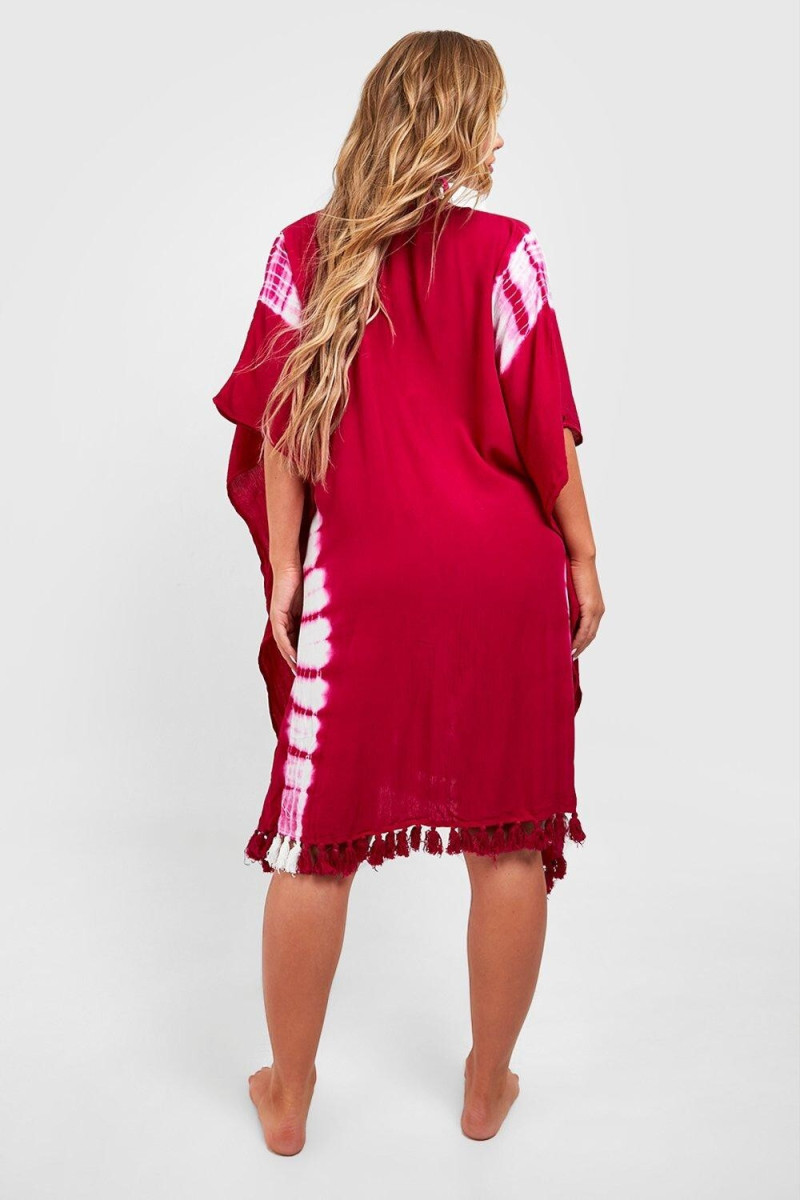 Amber Jepson featured in  the Boohoo catalogue for Spring/Summer 2023