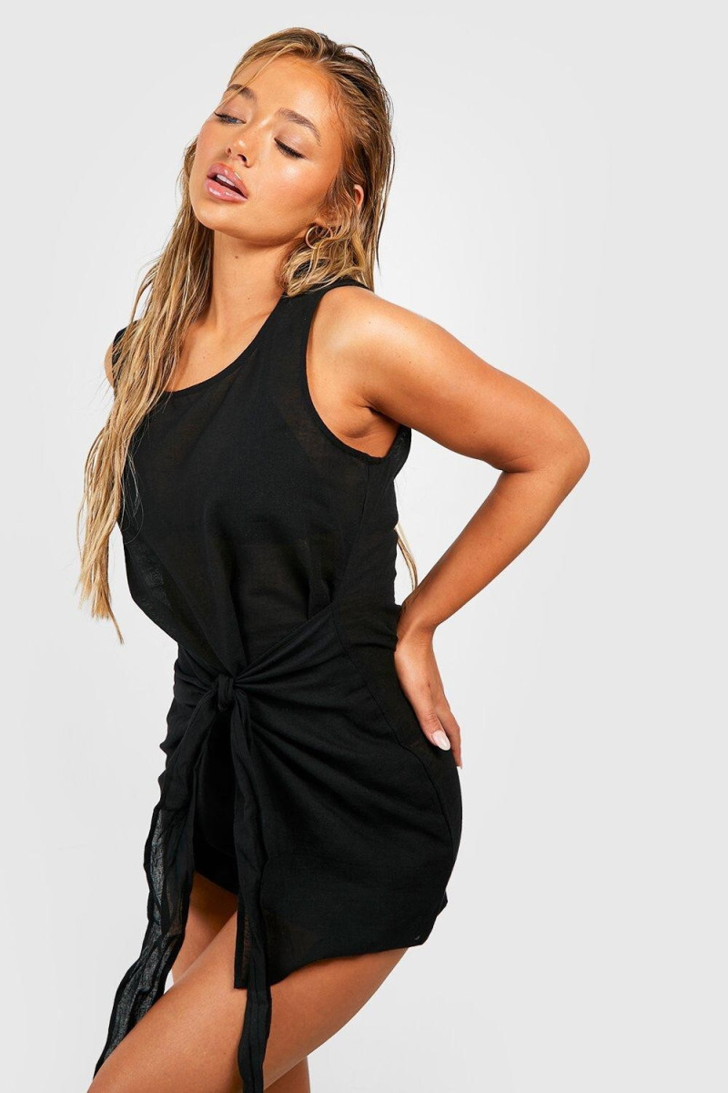 Amber Jepson featured in  the Boohoo catalogue for Spring/Summer 2023