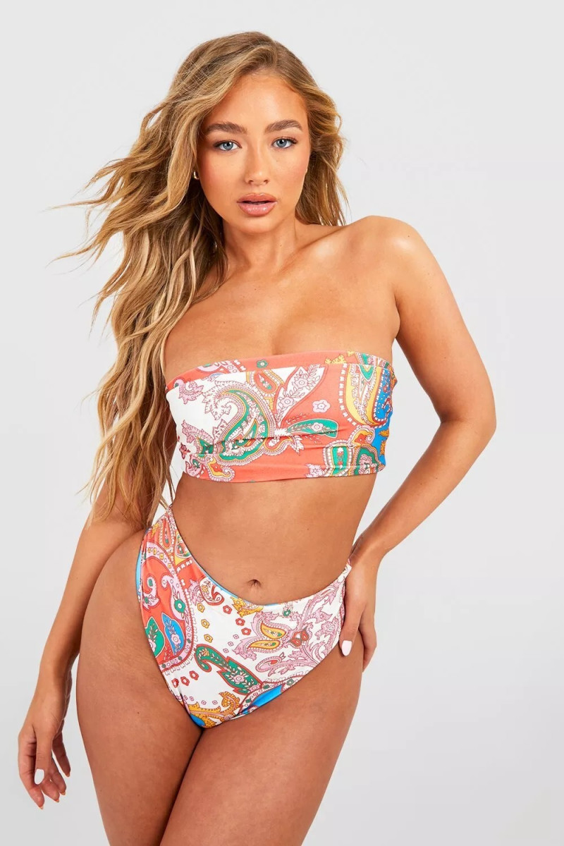 Amber Jepson featured in  the Boohoo catalogue for Spring/Summer 2023