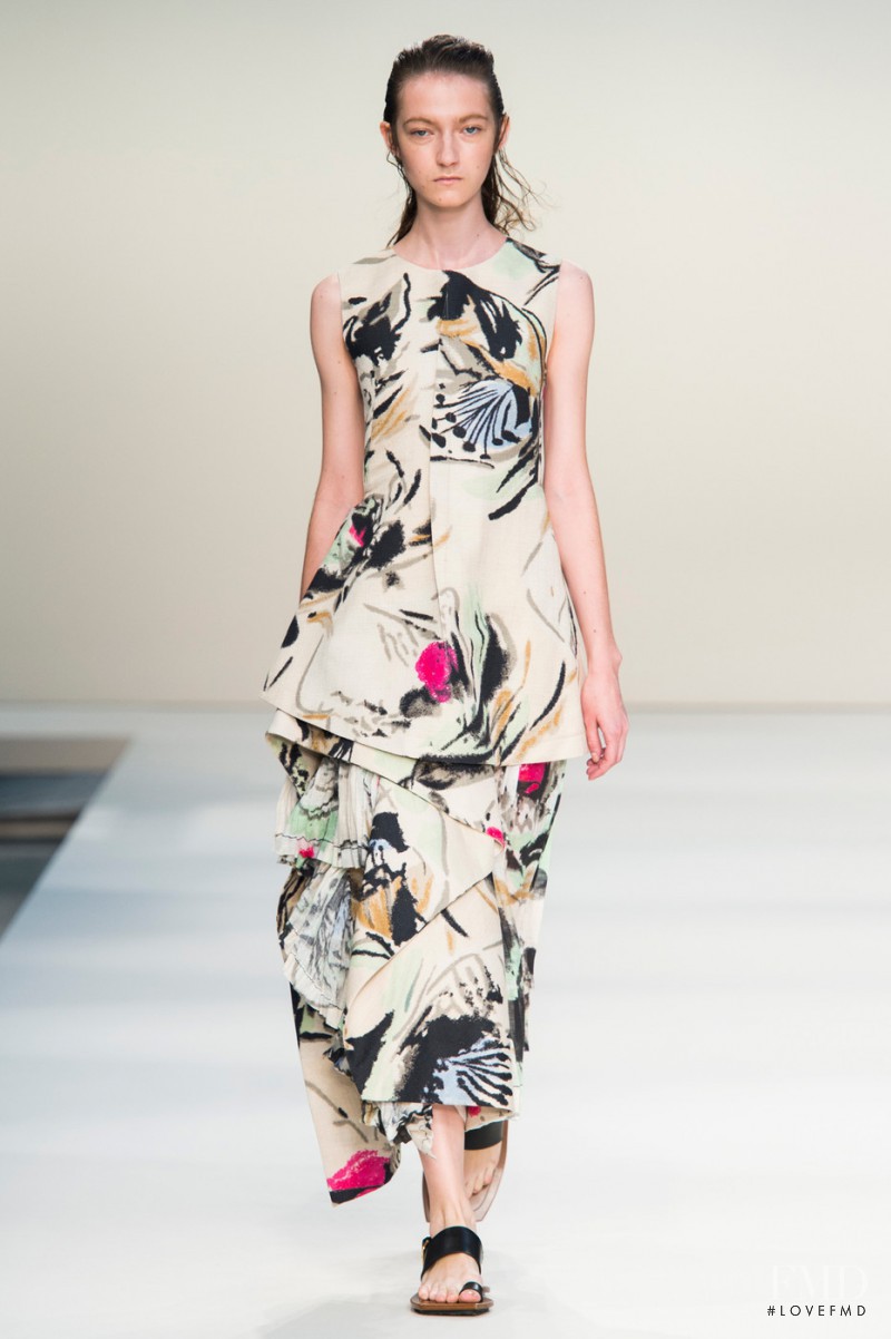 Kasia Jujeczka featured in  the Marni fashion show for Spring/Summer 2015