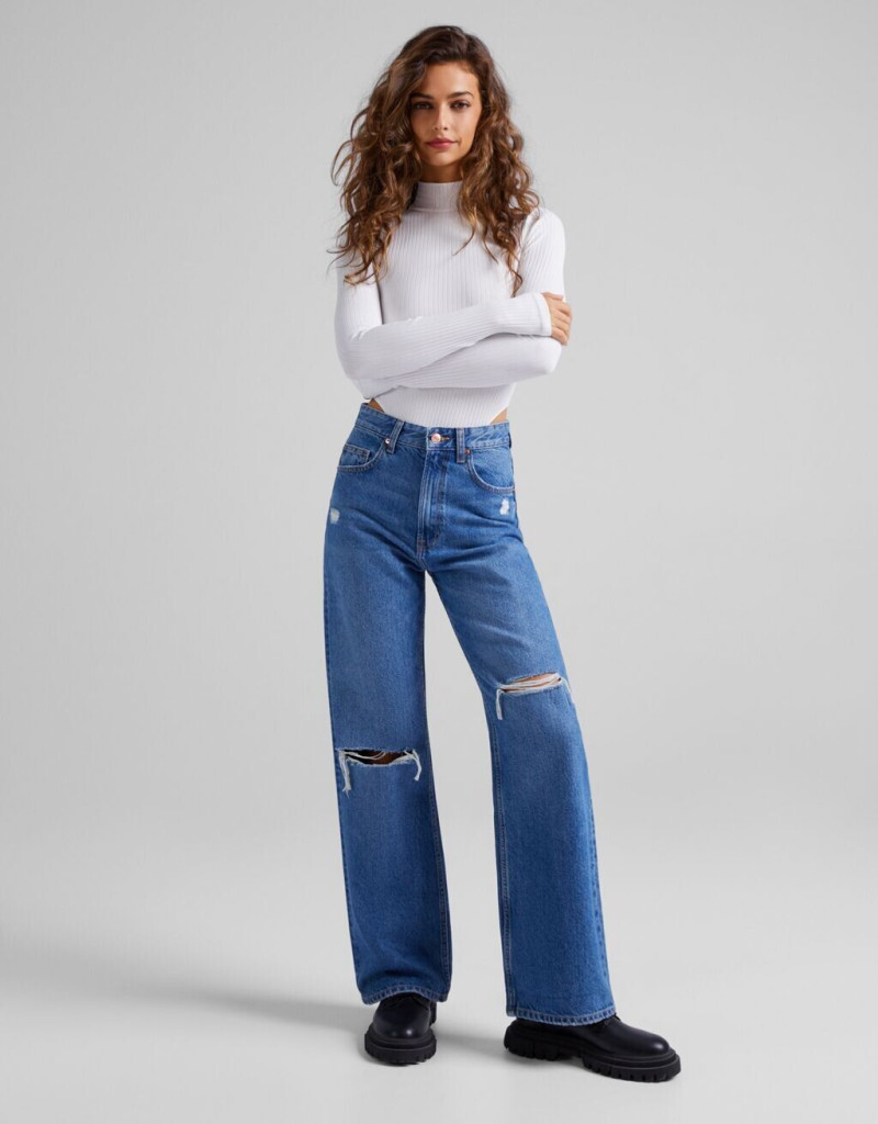 Marie Teissonniere featured in  the Bershka Rock Jeans catalogue for Spring/Summer 2022