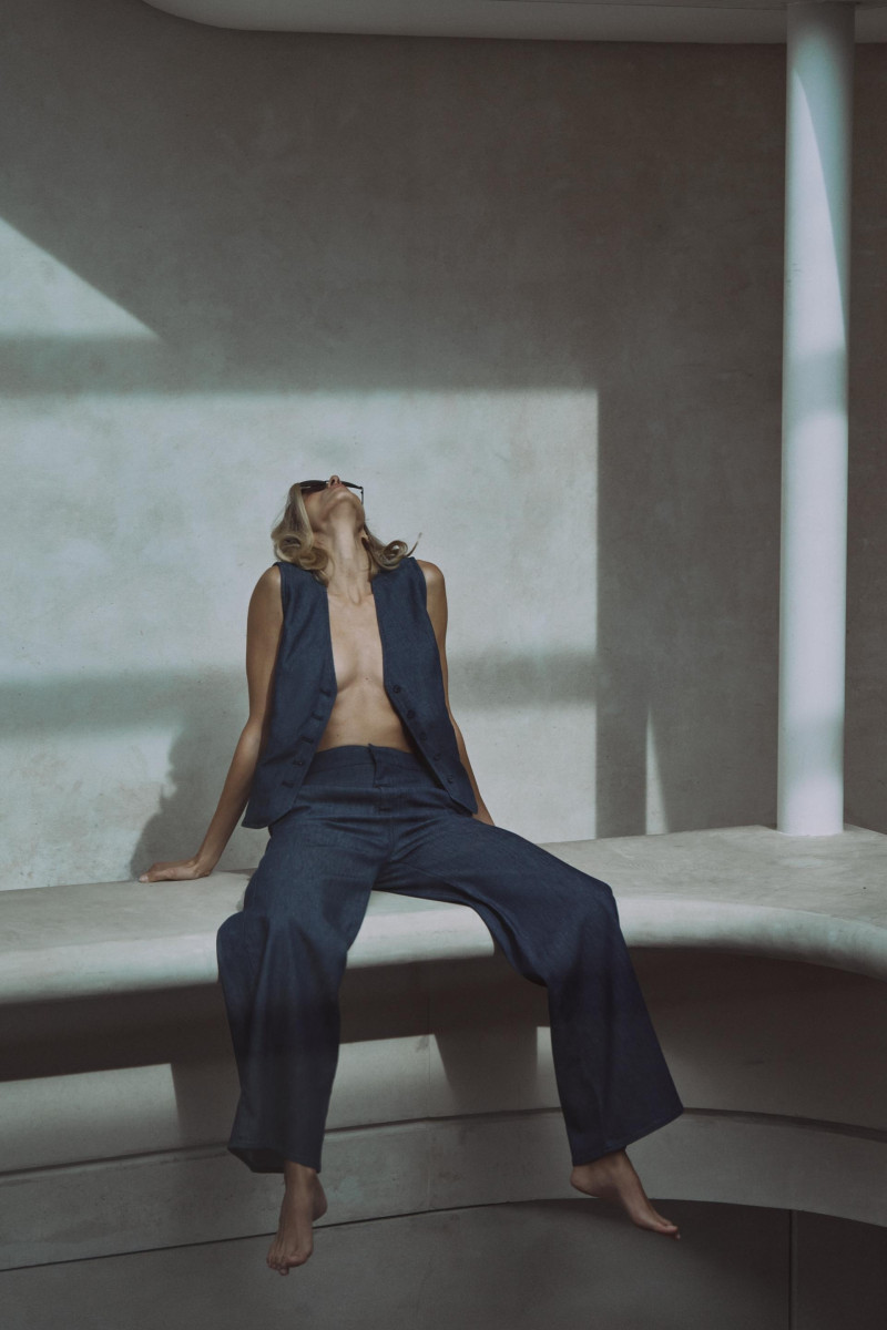 Anja Rubik featured in  the Zara lookbook for Pre-Fall 2024