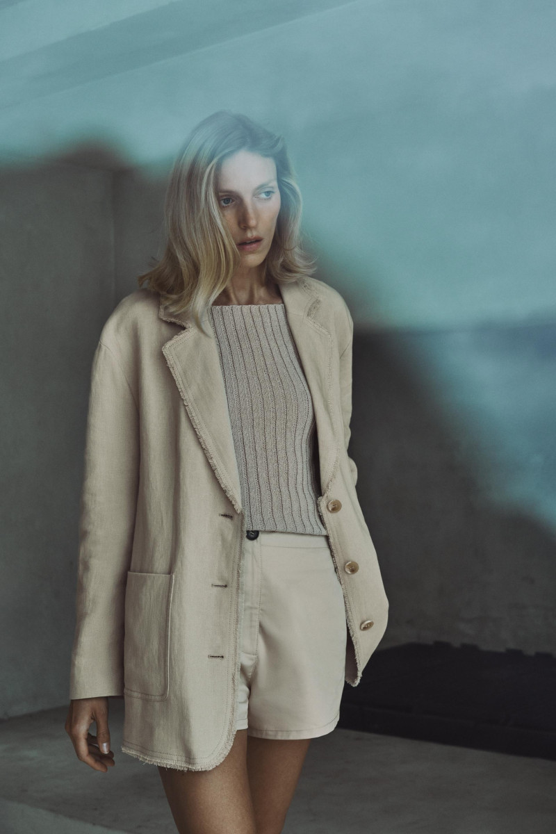 Anja Rubik featured in  the Zara lookbook for Pre-Fall 2024