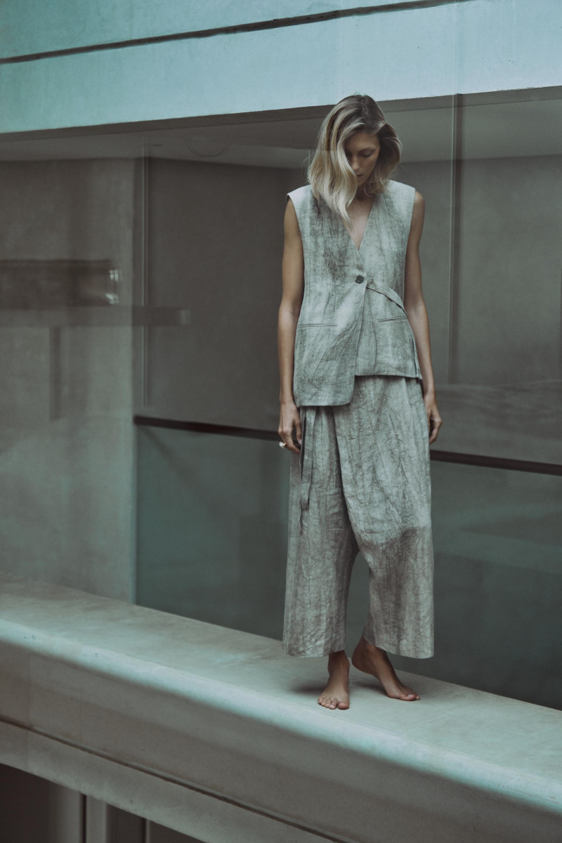 Anja Rubik featured in  the Zara lookbook for Pre-Fall 2024