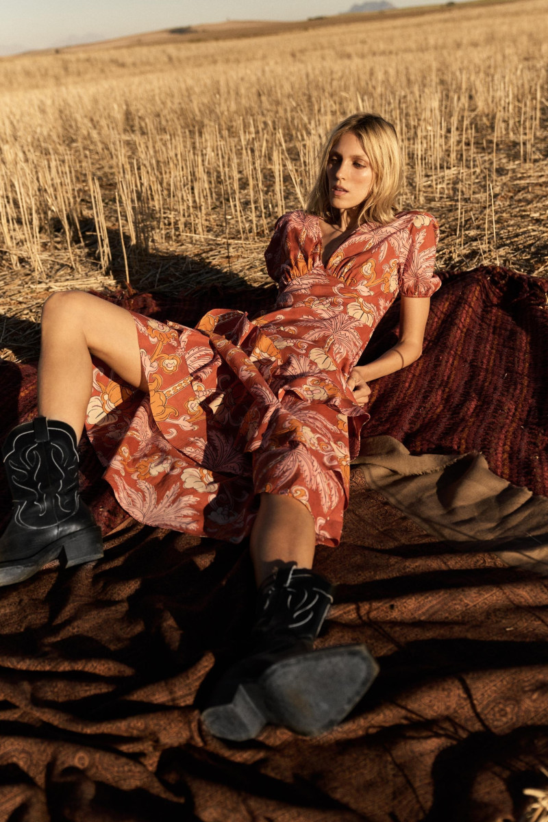 Anja Rubik featured in  the Zara lookbook for Summer 2024