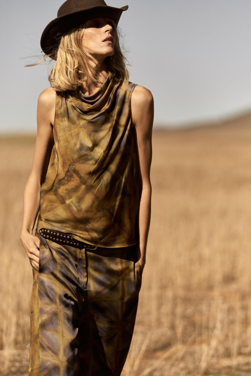 Anja Rubik featured in  the Zara lookbook for Summer 2024