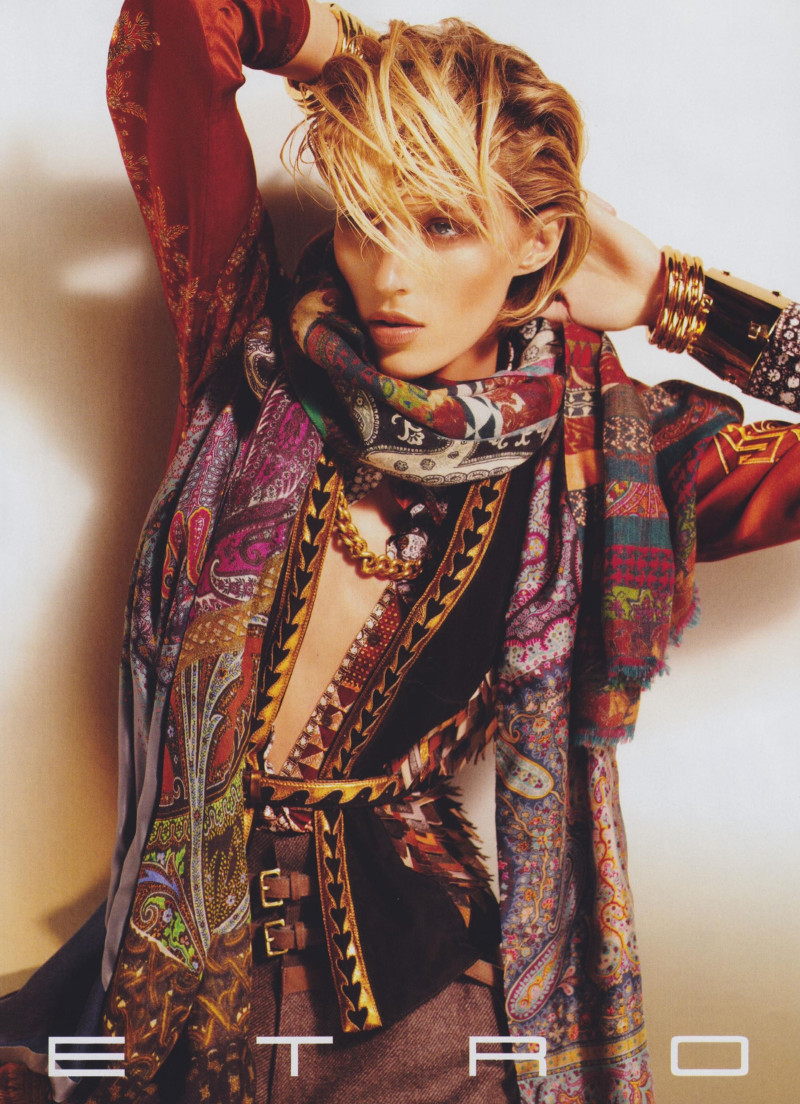 Anja Rubik featured in  the Etro advertisement for Autumn/Winter 2009