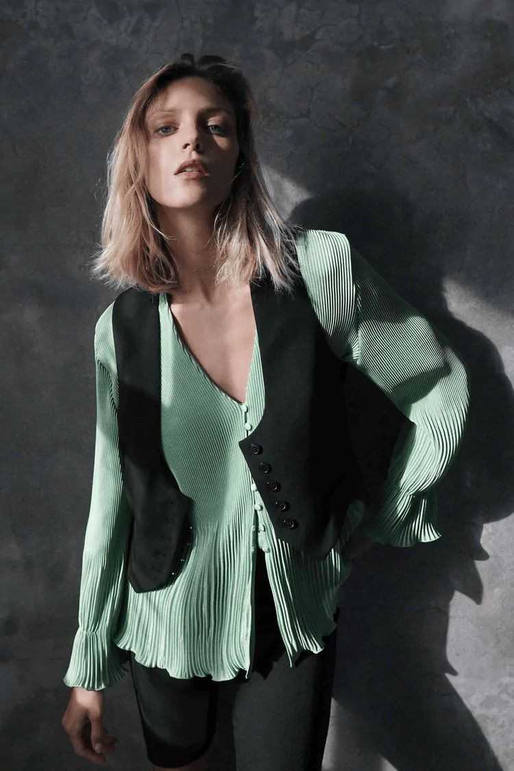 Anja Rubik featured in  the Zara #stayathome  advertisement for Spring 2020