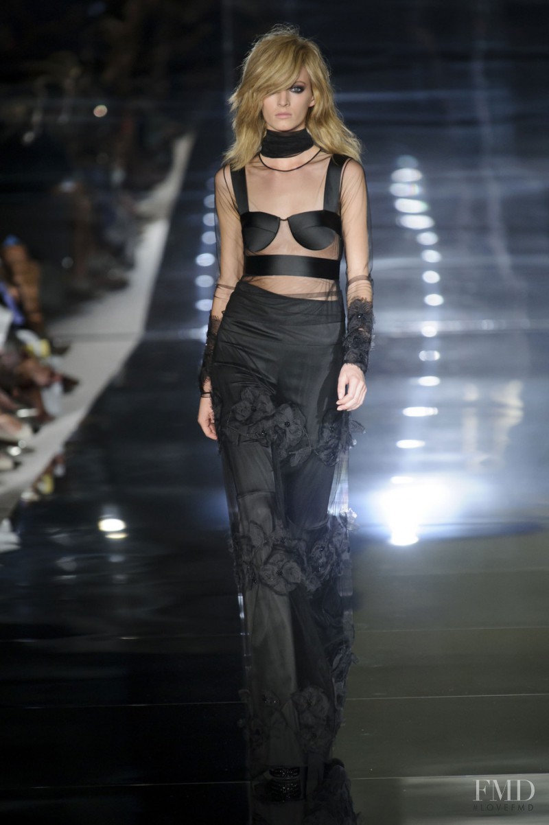 Daria Strokous featured in  the Tom Ford fashion show for Spring/Summer 2015