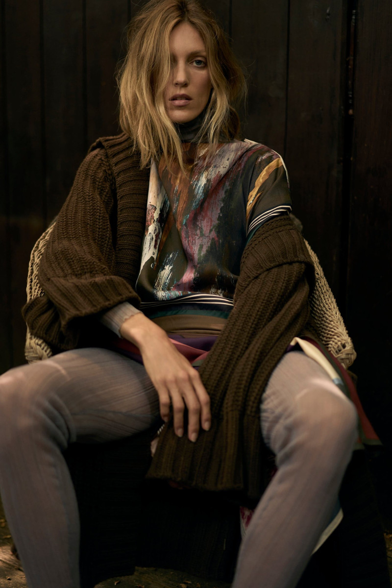 Anja Rubik featured in  the Zara Scarf Collection advertisement for Autumn/Winter 2021