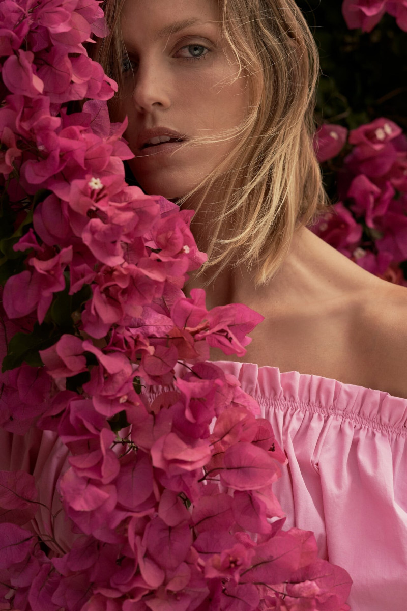 Anja Rubik featured in  the Zara lookbook for Spring/Summer 2021
