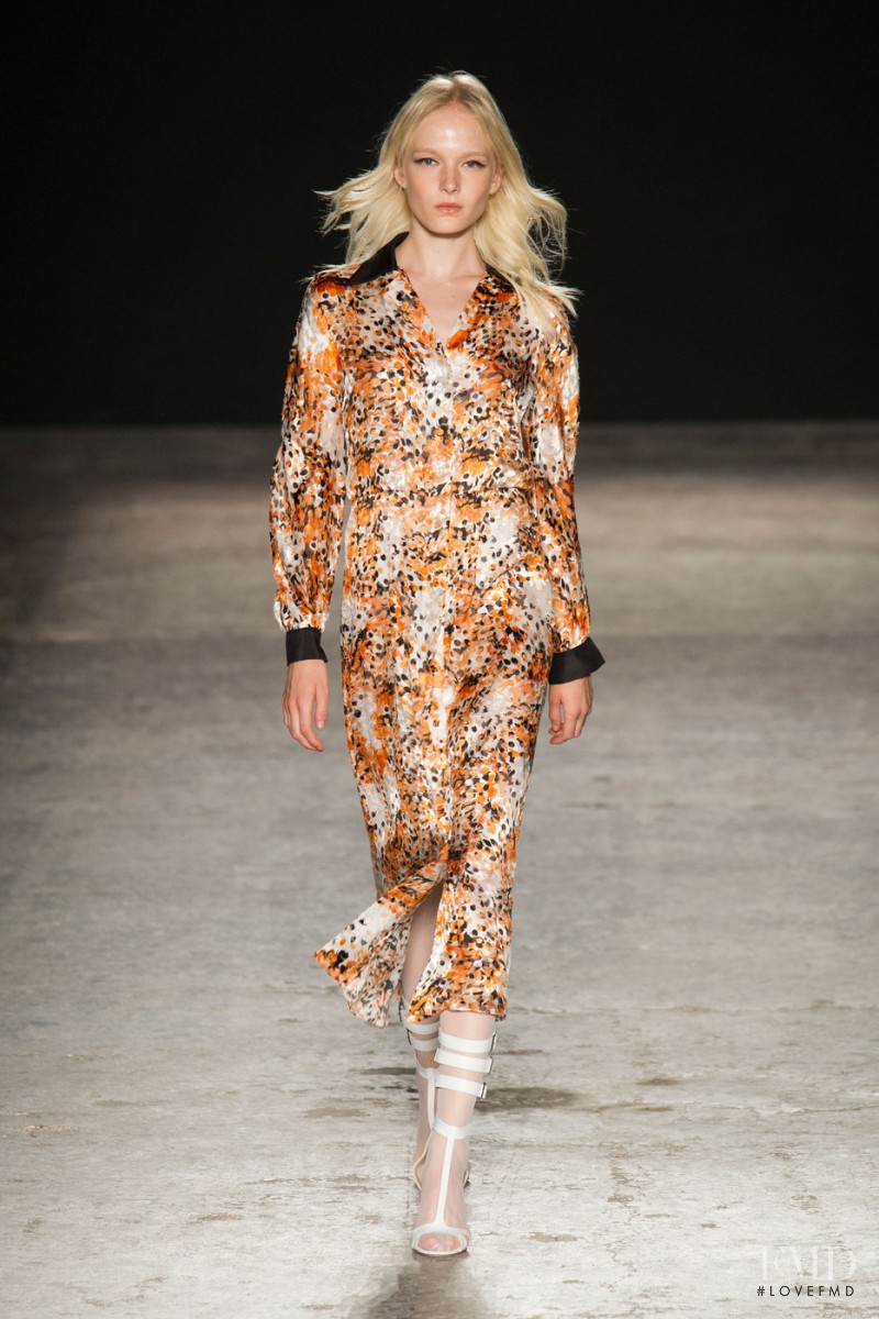 Maja Salamon featured in  the Francesco Scognamiglio fashion show for Spring/Summer 2015