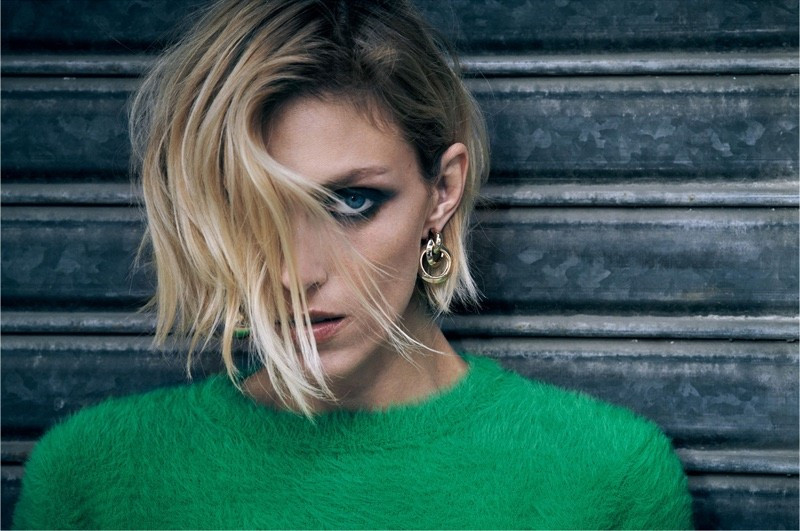 Anja Rubik featured in  the Zara Sweater lookbook for Autumn/Winter 2018