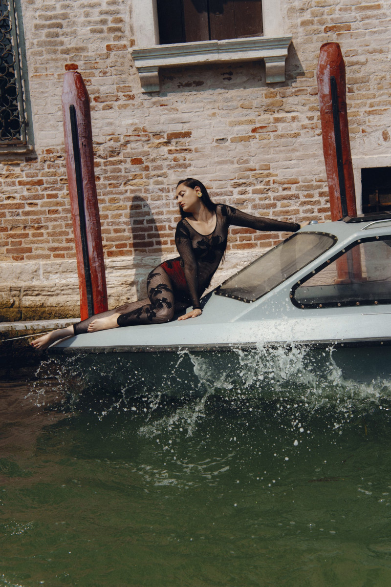 Jess Maybury featured in  the Maccapani advertisement for Autumn/Winter 2024