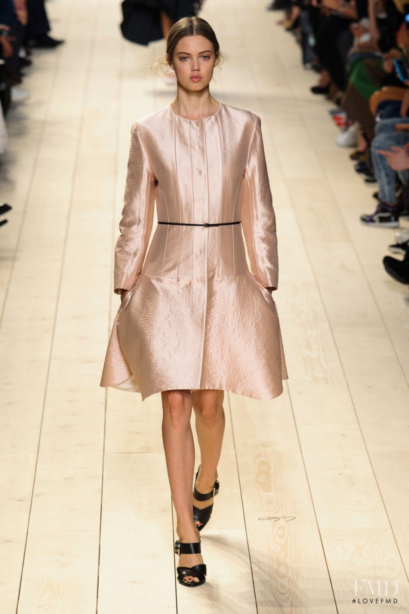 Lindsey Wixson featured in  the Nina Ricci fashion show for Spring/Summer 2015