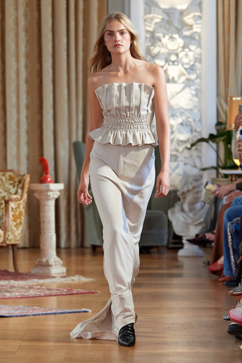Gestuz fashion show for Spring/Summer 2025