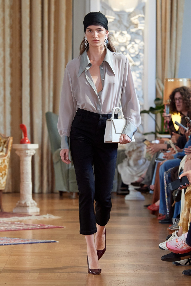Gestuz fashion show for Spring/Summer 2025