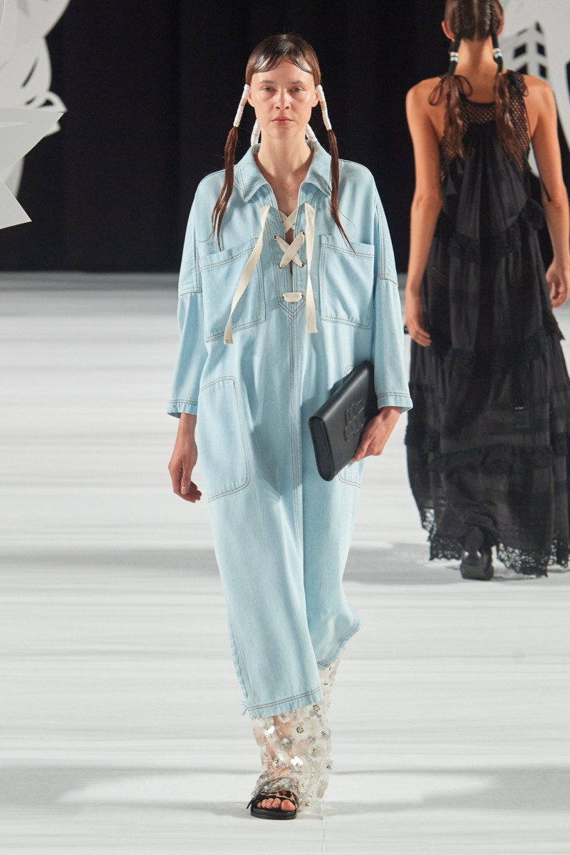 Munthe fashion show for Spring/Summer 2025