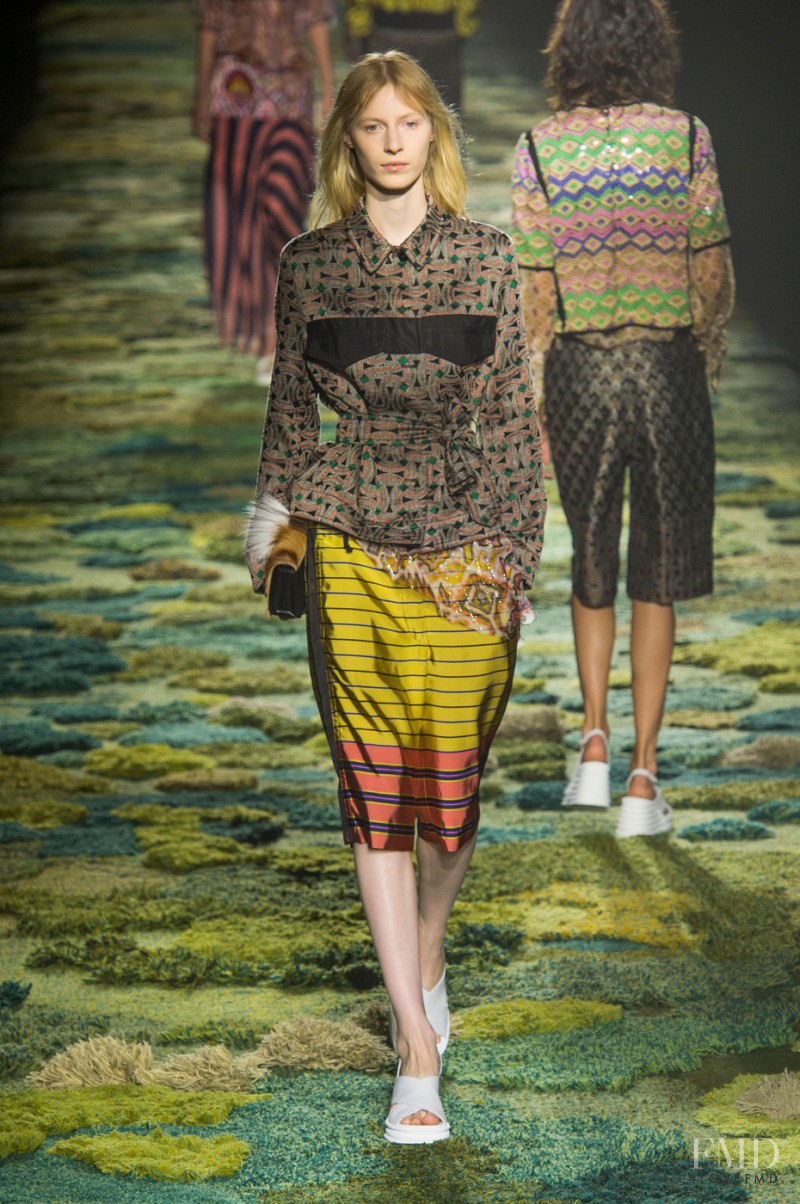 Julia Nobis featured in  the Dries van Noten fashion show for Spring/Summer 2015