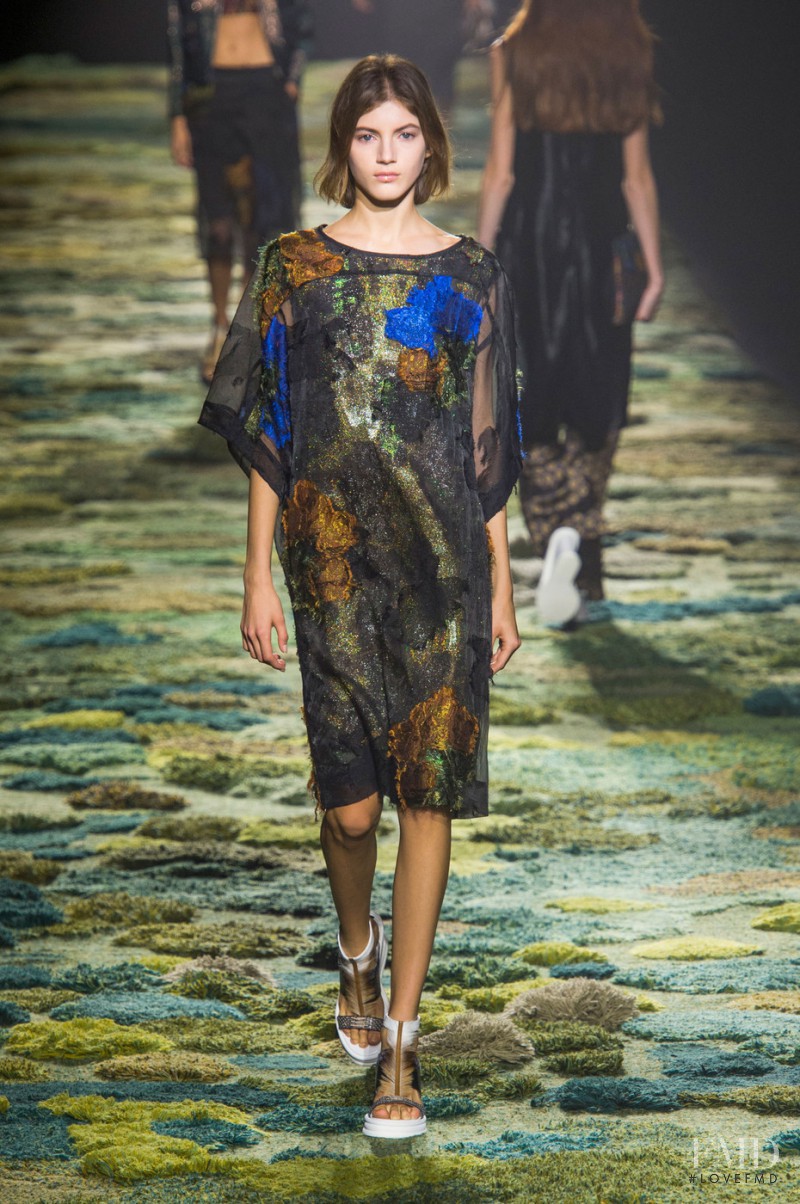 Valery Kaufman featured in  the Dries van Noten fashion show for Spring/Summer 2015