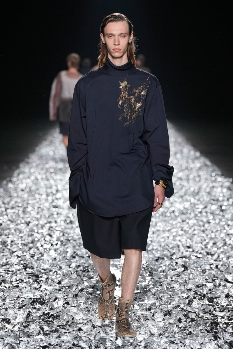 Dries van Noten fashion show for Spring/Summer 2025