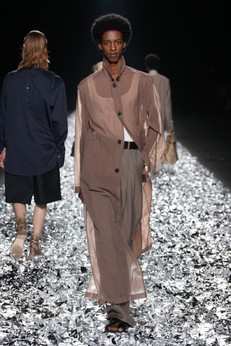 Dries van Noten fashion show for Spring/Summer 2025