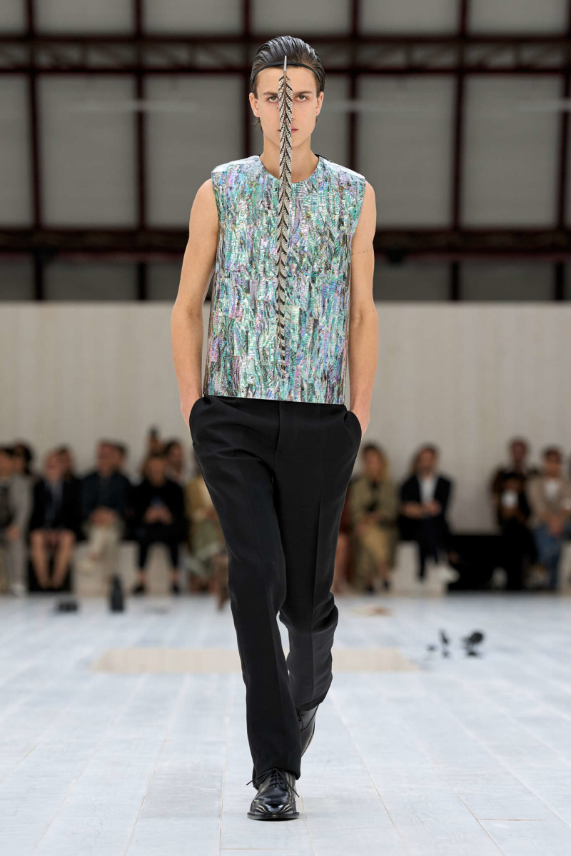 Loewe fashion show for Spring/Summer 2025