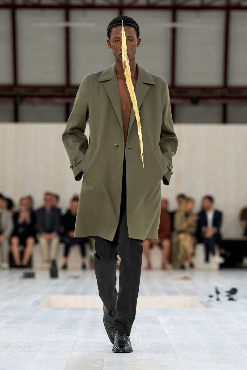 Loewe fashion show for Spring/Summer 2025