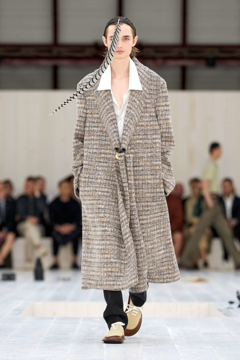 Loewe fashion show for Spring/Summer 2025