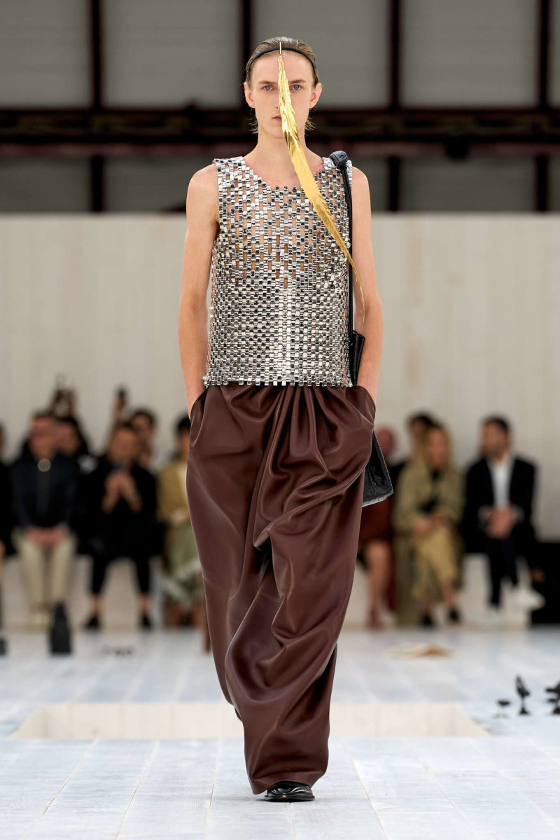 Loewe fashion show for Spring/Summer 2025