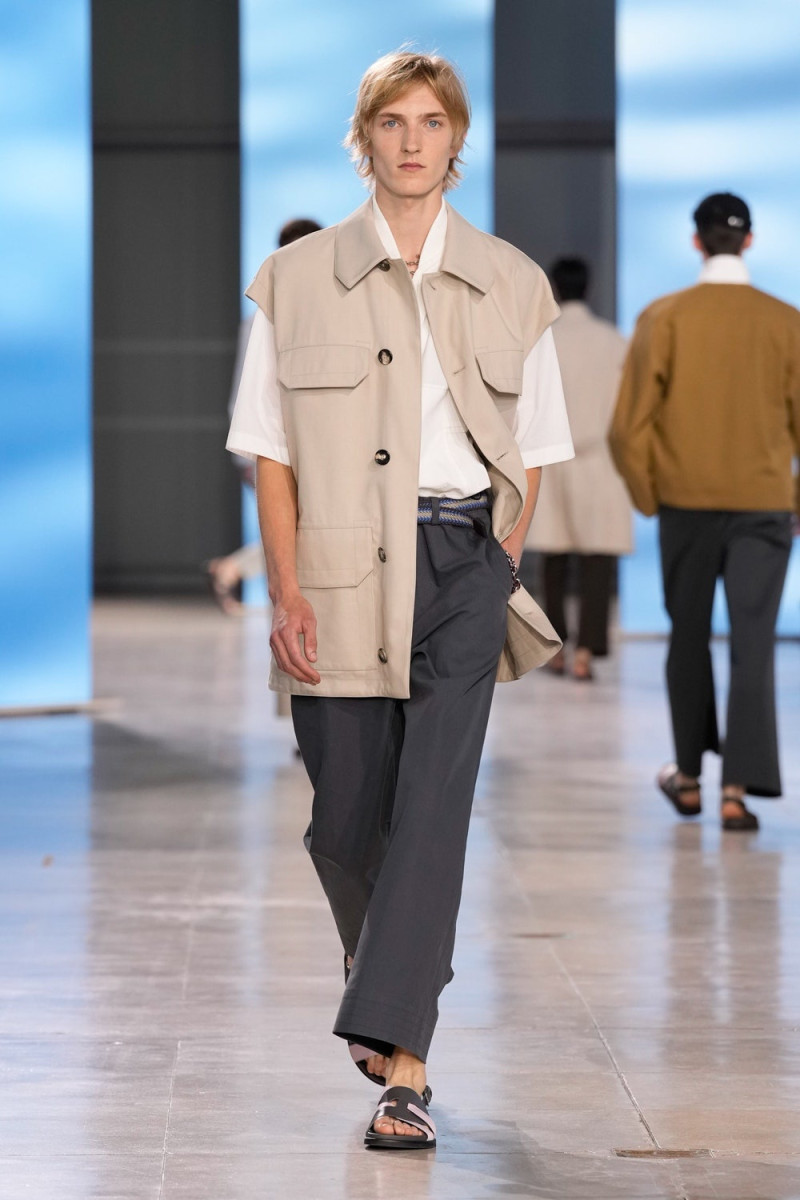 Hermès fashion show for Spring/Summer 2025