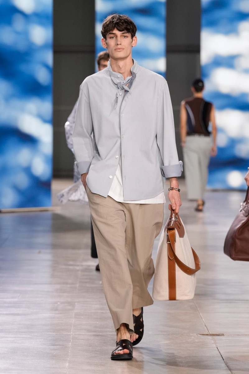 Hermès fashion show for Spring/Summer 2025