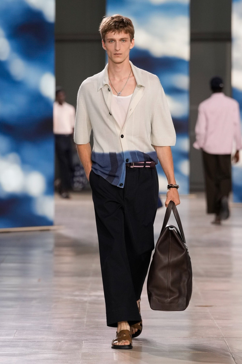 Hermès fashion show for Spring/Summer 2025