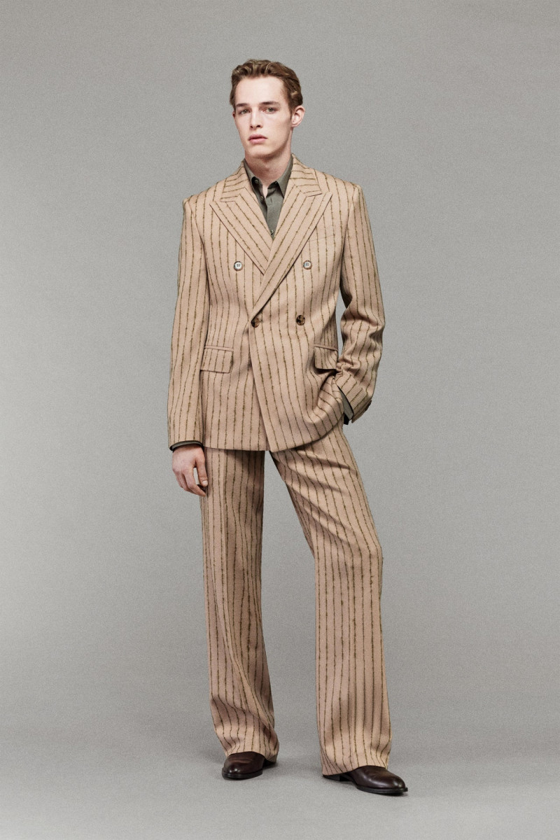 Burberry lookbook for Resort 2025