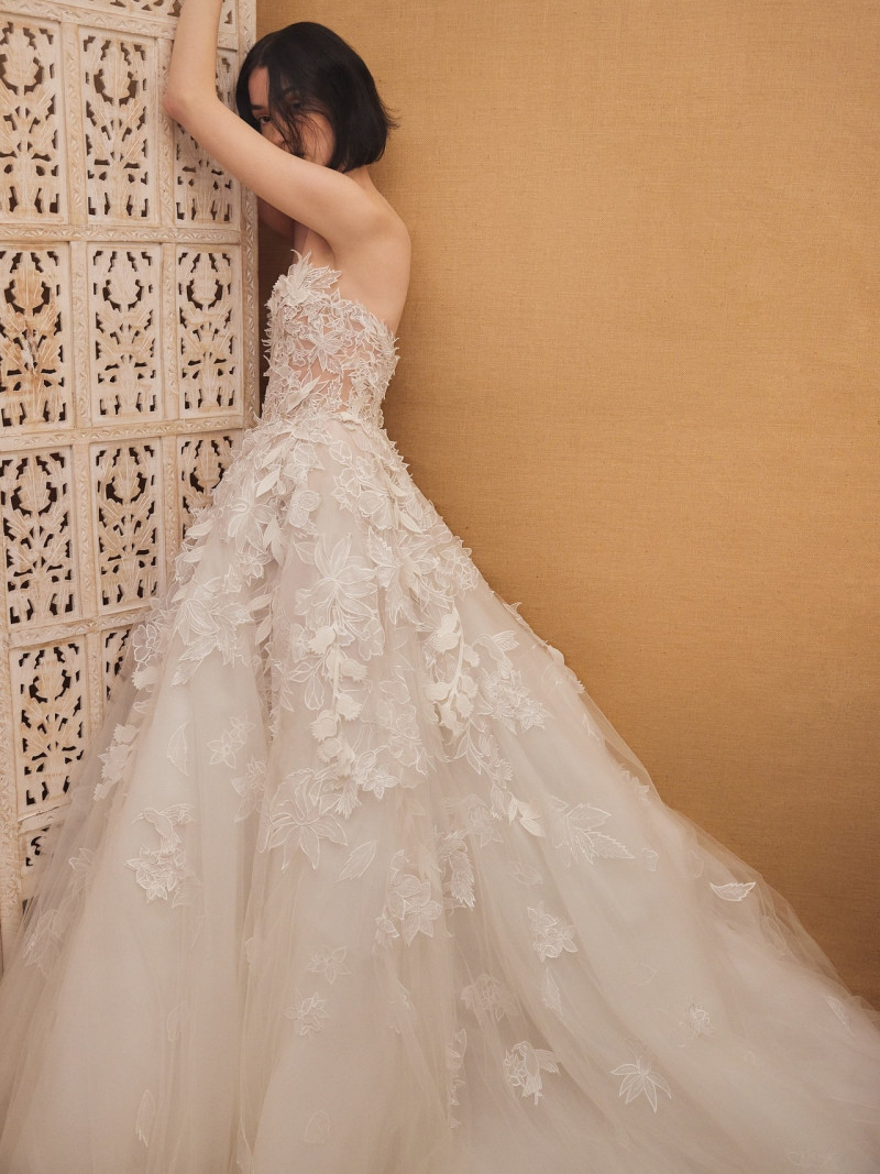 Oscar de la Renta Bridal lookbook for Fall 2024