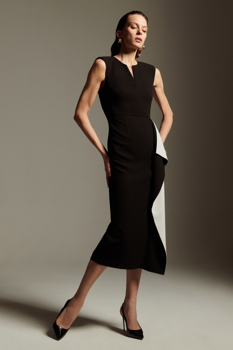 Roland Mouret lookbook for Autumn/Winter 2024