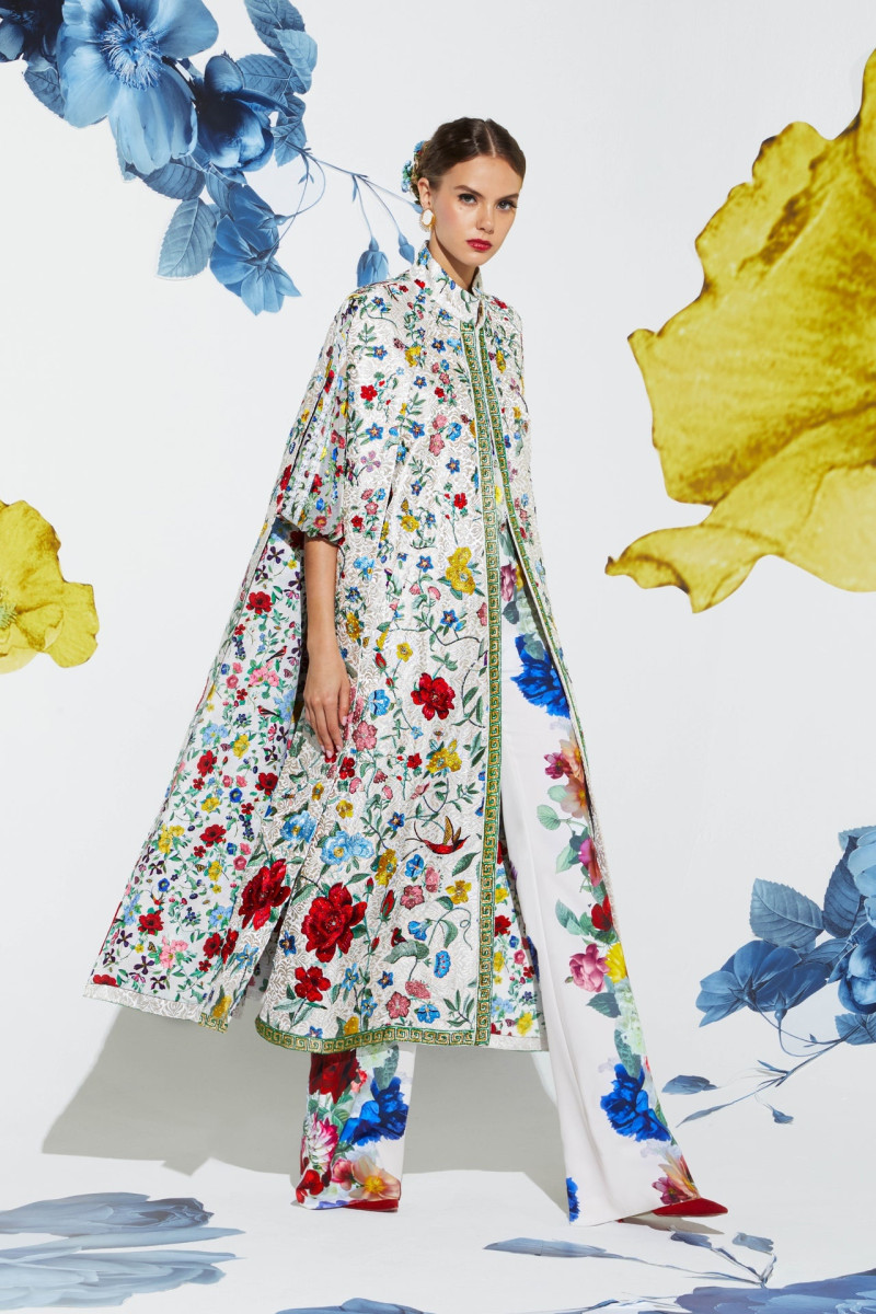 Alice + Olivia lookbook for Spring/Summer 2025