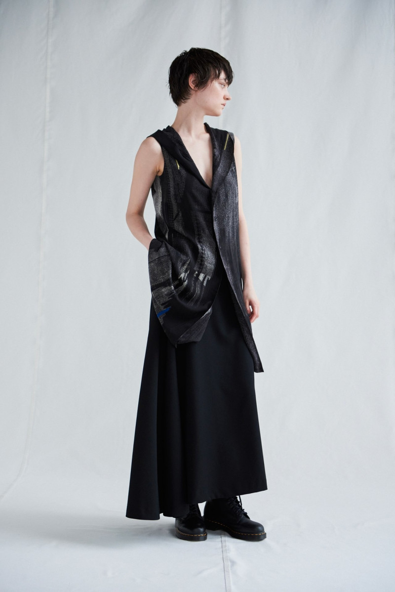 Y\'s by Yohji Yamamoto lookbook for Resort 2025