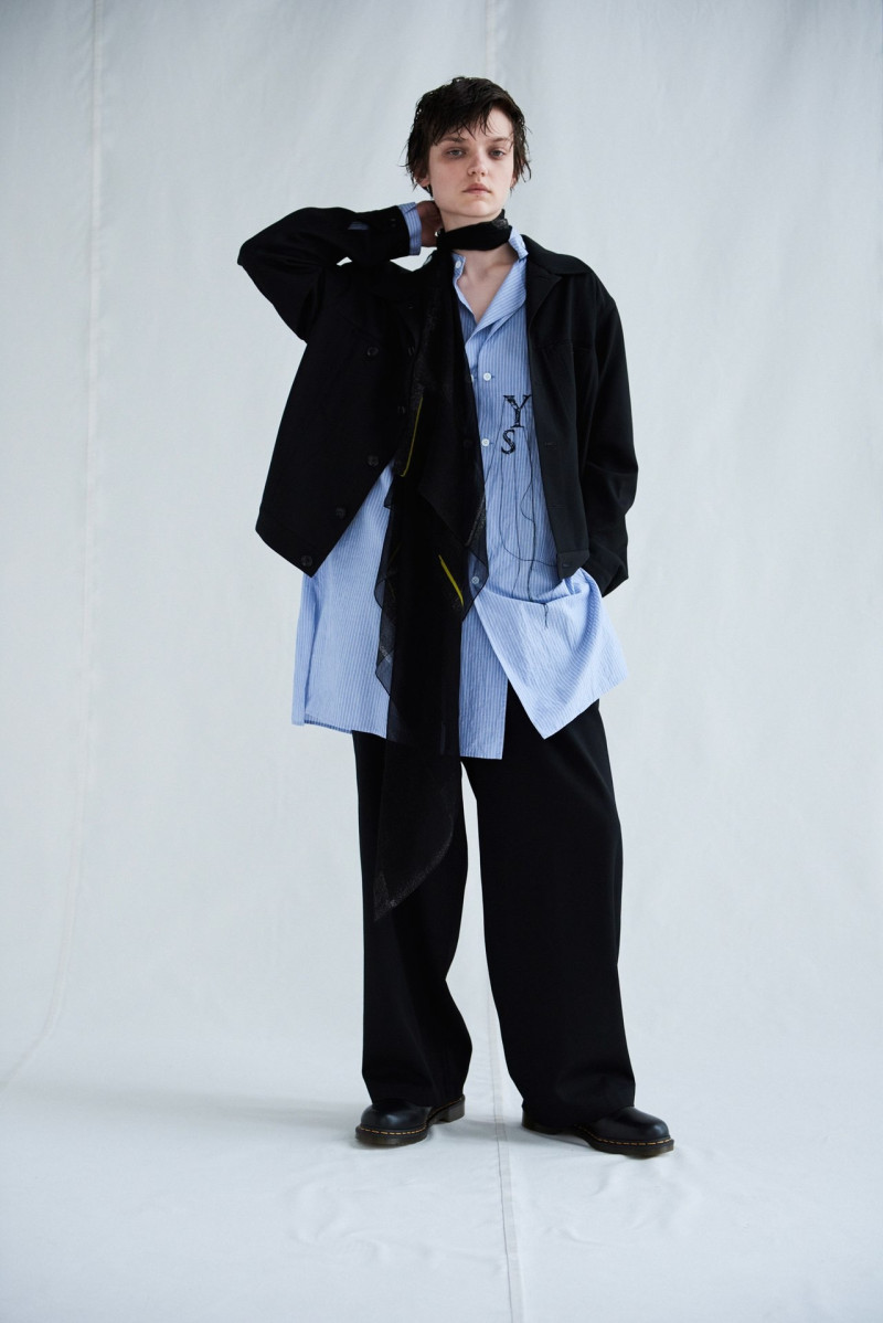 Y\'s by Yohji Yamamoto lookbook for Resort 2025